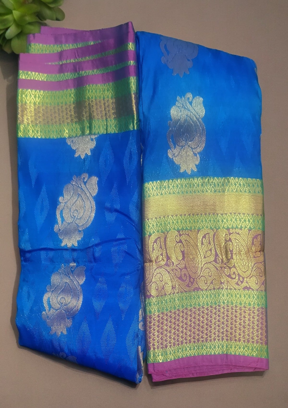 Single Buta Silk Saree