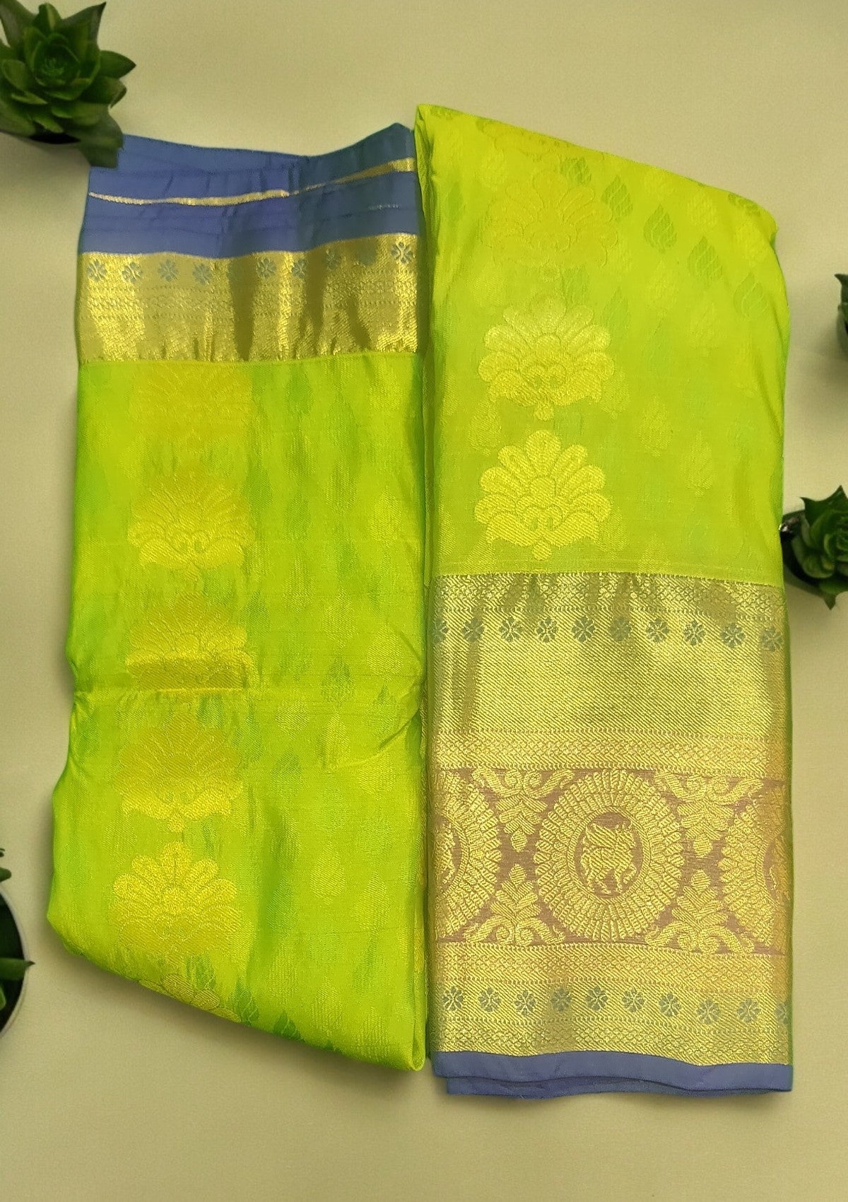 Single Buta Silk Saree