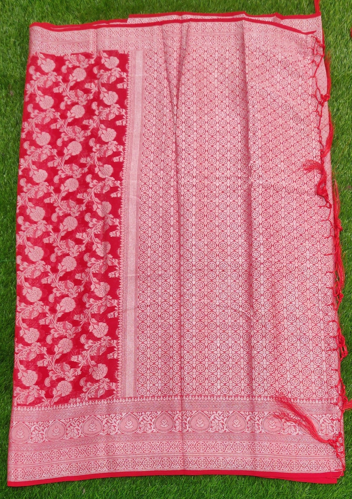 Banaras Georgette Saree