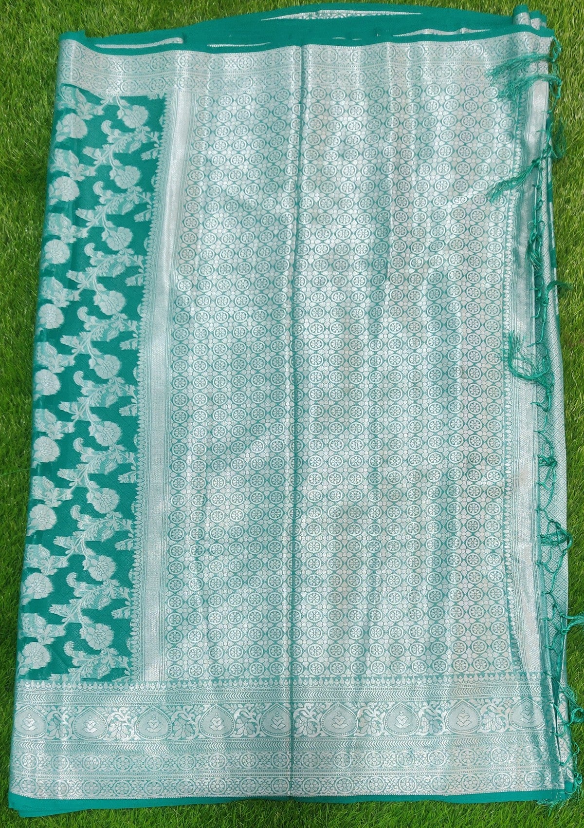 Banaras Georgette Saree